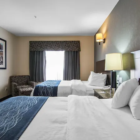 Comfort Inn & Suites Fort Saskatchewan Extérieur photo